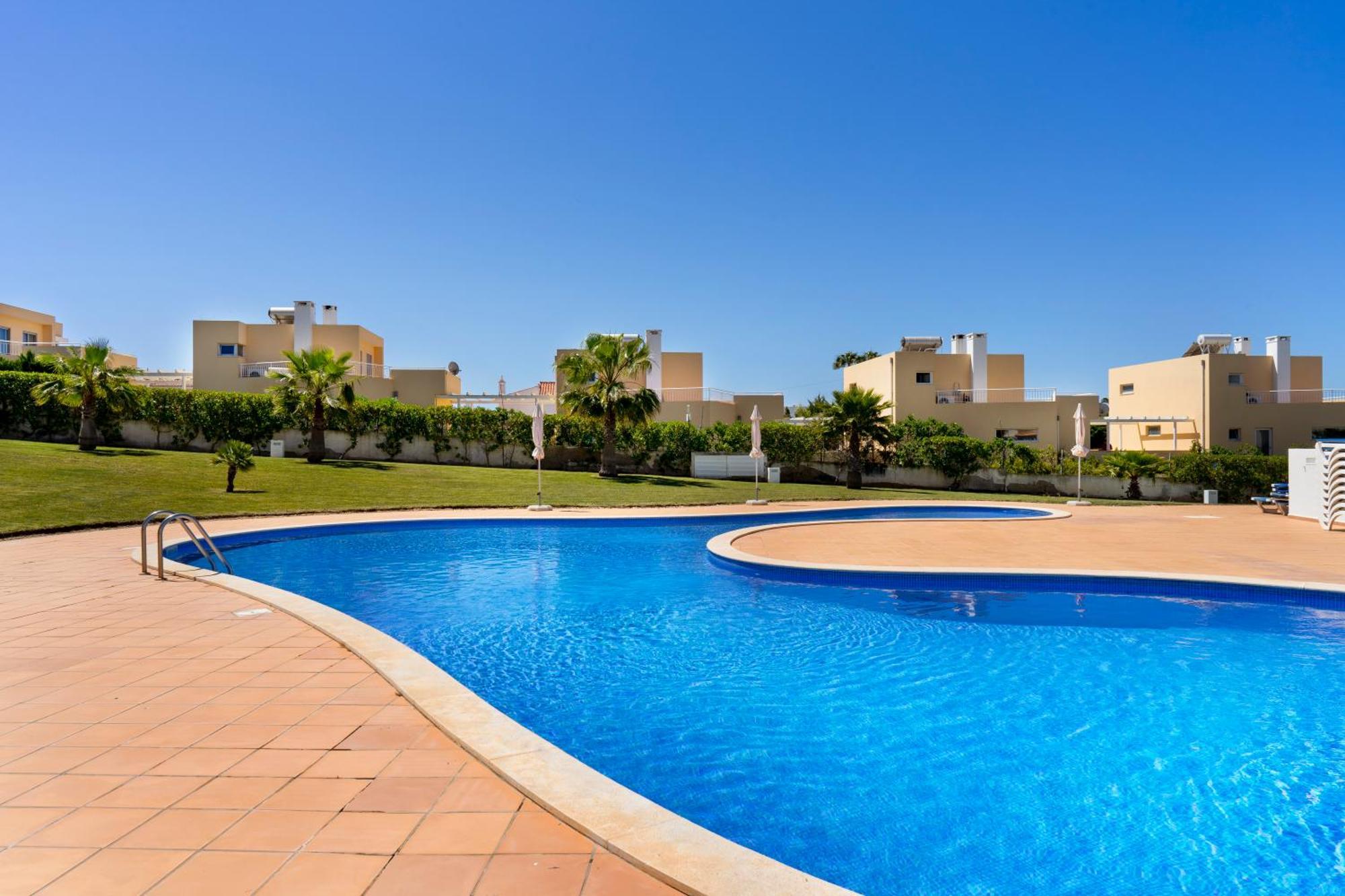 Apartamento No Condominio Baia Village Com Piscina Albufeira Bagian luar foto